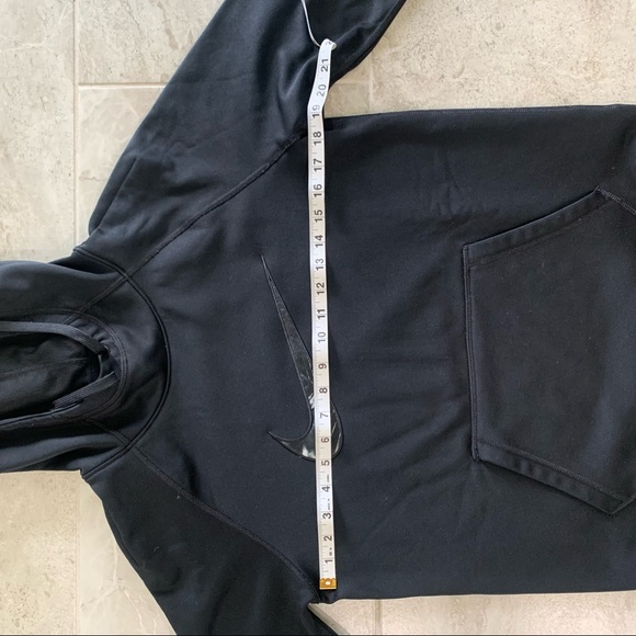 Nike Swoosh Therma Hoodie - Like New - Picture 2 of 9